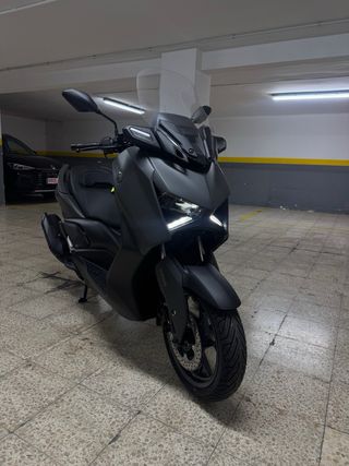 Yamaha XMAX 125cc 2025