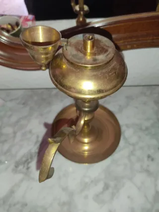 Antiguo candil capuchino de bronce