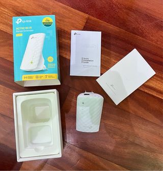 TP-Link AC750 Wi-Fi Range Extender RE200