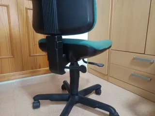 Silla de oficina ergonómica