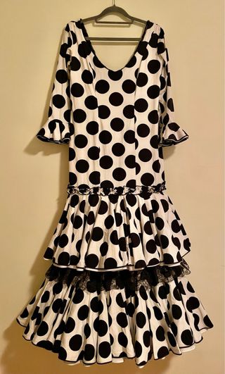 Traje de flamenca lunares