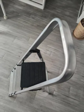 Escalera plegable aluminio