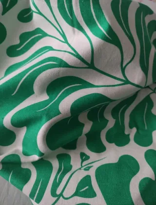 Tela francesa diseño hojas verde