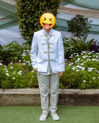 Traje de comunión niño beige y blanco Talla 10