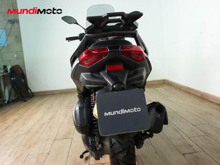 YAMAHA X-MAX 300 TECH MAX