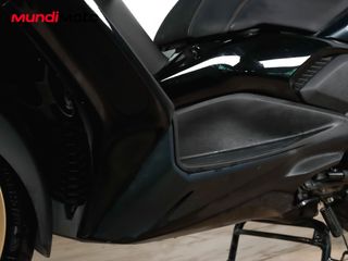 YAMAHA X-MAX 300 TECH MAX