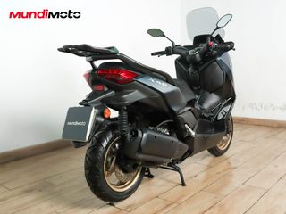 YAMAHA X-MAX 300 TECH MAX