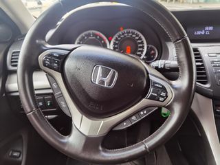 Honda Accord 2011