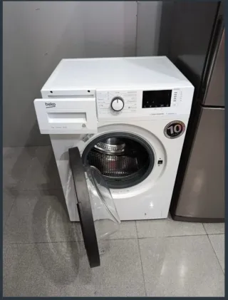 Oferta Nevera y lavadora plateada