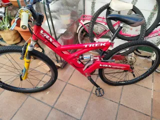 Bicicleta Trek VRX Roja
