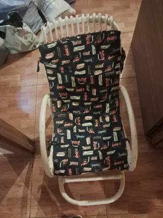 Hamaca de mimbre para niño