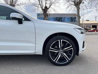 Volvo XC60 2.0 D4 R-Design 2WD 190cv.