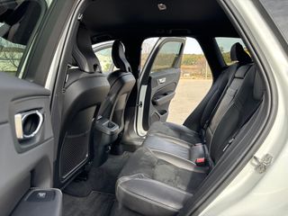 Volvo XC60 2.0 D4 R-Design 2WD 190cv.