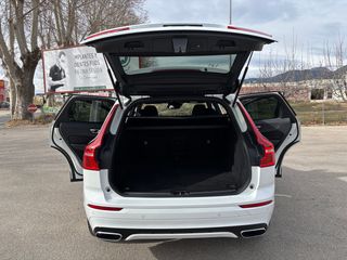 Volvo XC60 2.0 D4 R-Design 2WD 190cv.