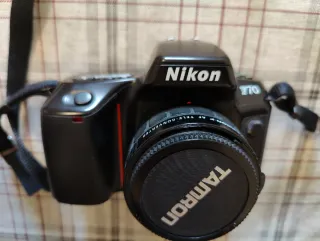 Nikon F70 Cámara Analógica Negra