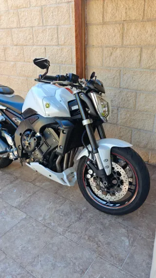 Yamaha FZ1000N 150cv 48000km