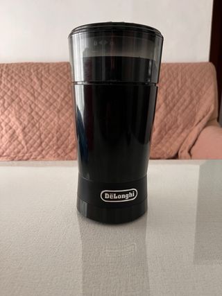 Cafetera DeLonghi Dedica Negra + Molinillo