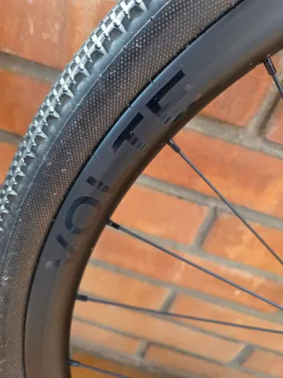 Llantas bicicleta  gravel "Volte Level 28mm carbon