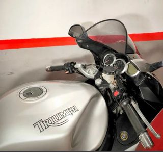 Triumph Sprint ST 1050 Plata