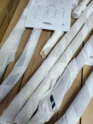 Perchero de pie moderno de estilo escandinavo