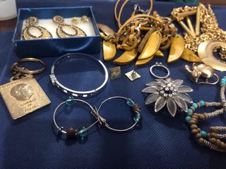 Lote de bisutería variada
