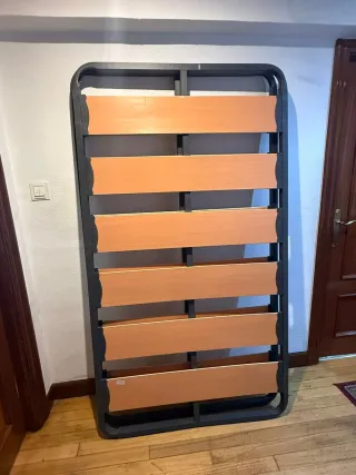 Canapé abatible madera y metal