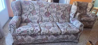 Sofá 3 plazas y 2 sillones muy cómodos