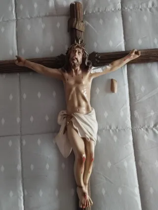 Figura Jesús Crucificado