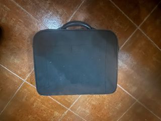 Funda Maletín Portátil Negro las 3 por 20€