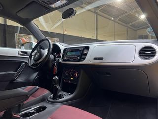 Volkswagen Beetle 2014