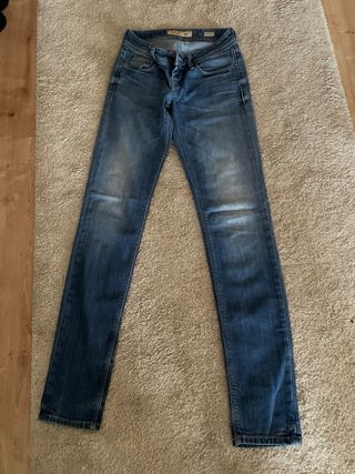 3 Calças skinny azuis