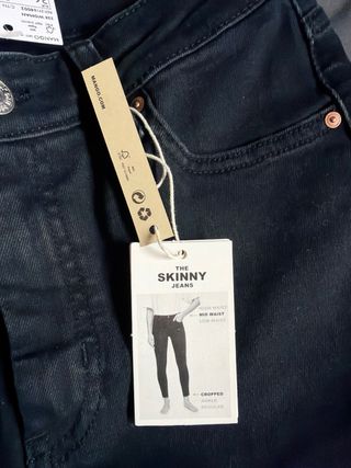 Pantalón vaquero Mango negro talla 36