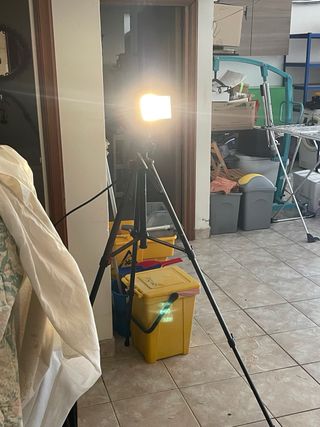 Faretto LED 150W con treppiede