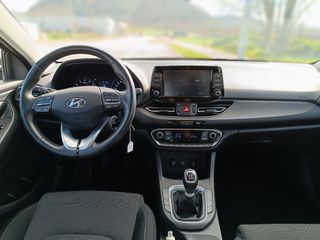 HYUNDAI i30 1.0 TGDI Klass 120 30 ANIVERSARIO