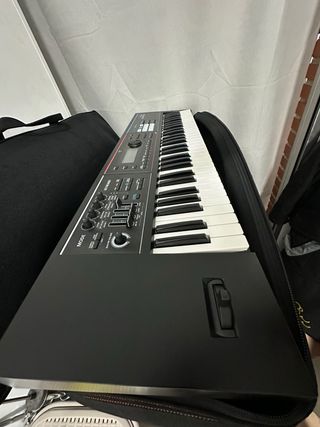 Roland Juno-DS61 Teclado Sintetizador