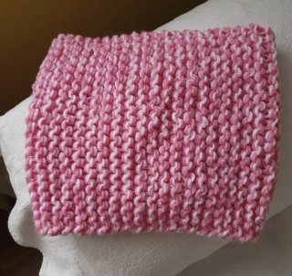 Cuello de lana artesano rosa y blanco