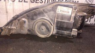 FARO DERECHO FORD MONDEO BER. (CA2) Ghia X | 02.0