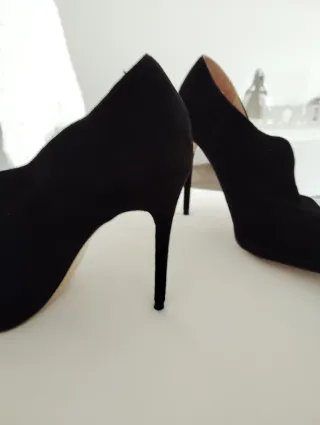Zapatos tacón Zara negros