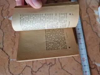 Mini libro Dalí enciclopedia Pulga