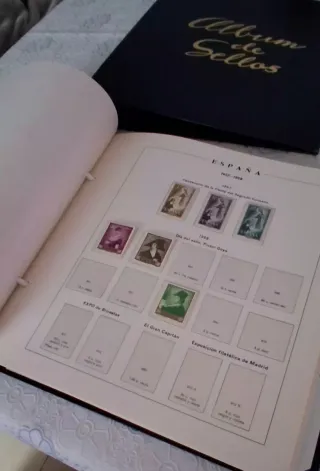 2 Álbumes de Sellos de España