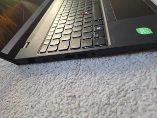 ThinkPad P16s Gen 2 AMD Ryzen pro 7