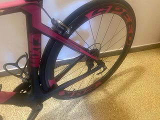 Bicicleta de carretera CBK Carbono Monocoque