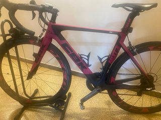 Bicicleta de carretera CBK Carbono Monocoque