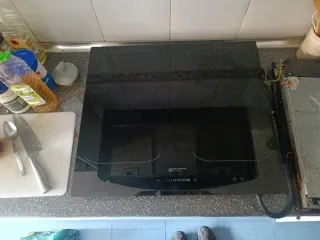 Placa de inducción negra