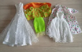 Vestidos Barbie, Sindy ,Petra.