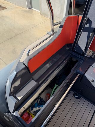 Zodiac Medline 6.8 + Remolque