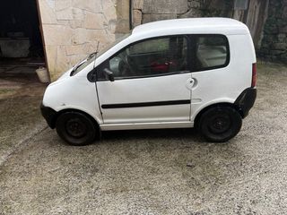 Aixan 400 coche sin carnet