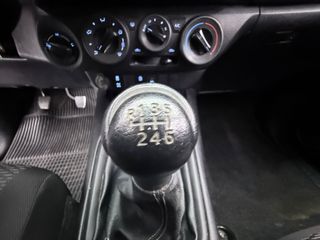 Toyota Hilux 2.4 D-4D Cabina Doble GX