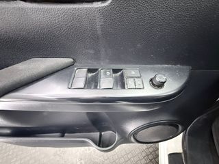 Toyota Hilux 2.4 D-4D Cabina Doble GX