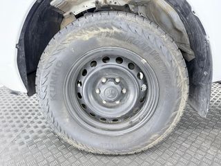 Toyota Hilux 2.4 D-4D Cabina Doble GX